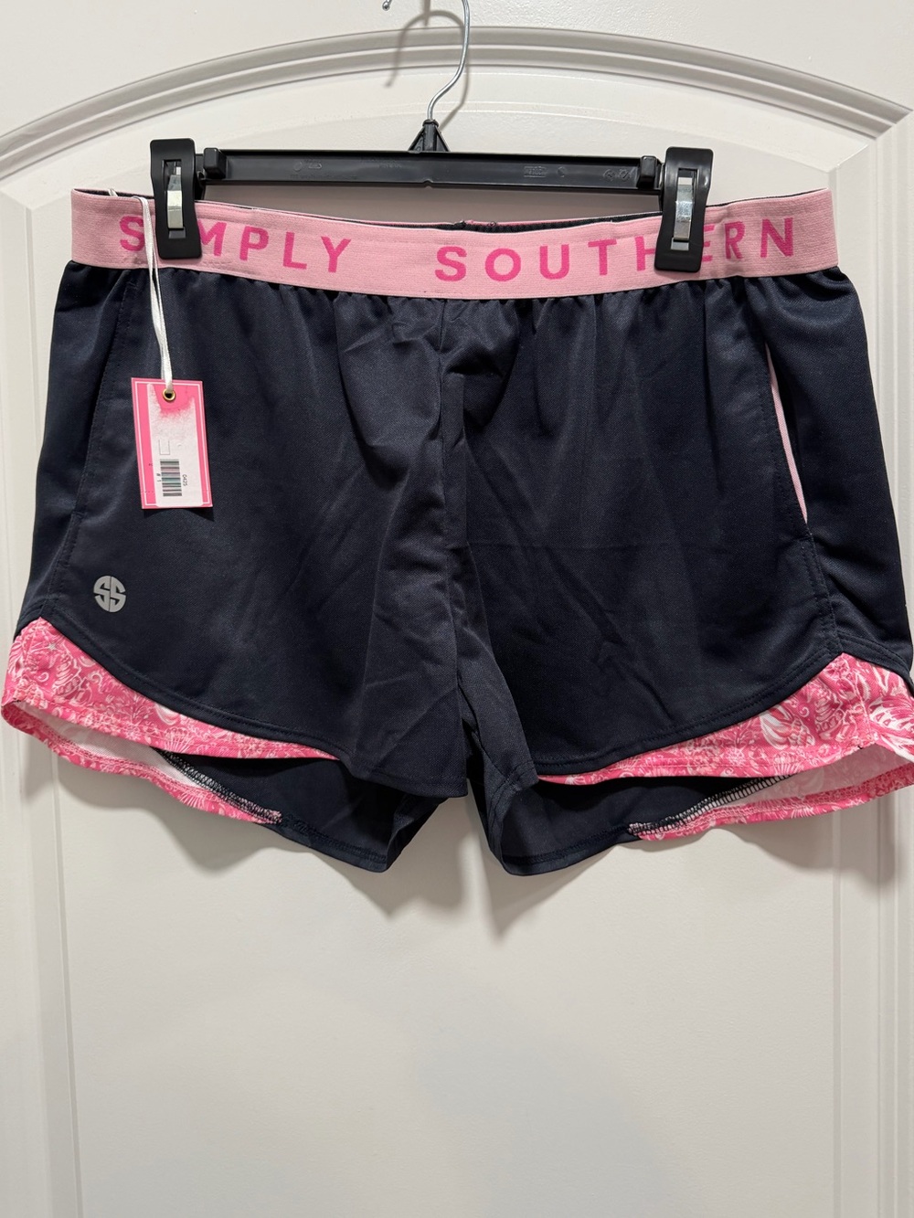 Simply Southern Navy Shorts with Pink Waistband and Liner Size 2XL — NWT